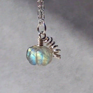 Labradorite Mini Gemstone Necklace